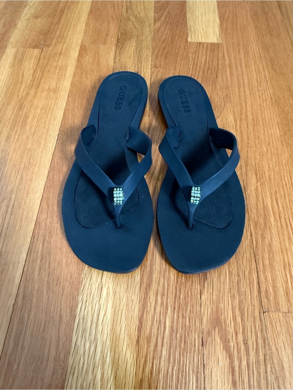 GUESS Black Rhinestone Thong Flip Flop Sandals